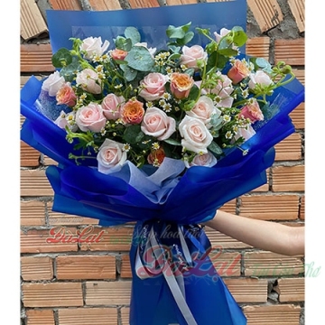 Bó hồng tặng em
