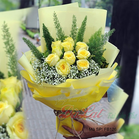 Bó hồng vàng