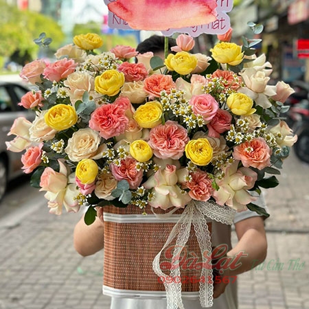 Bên em ngày nắng